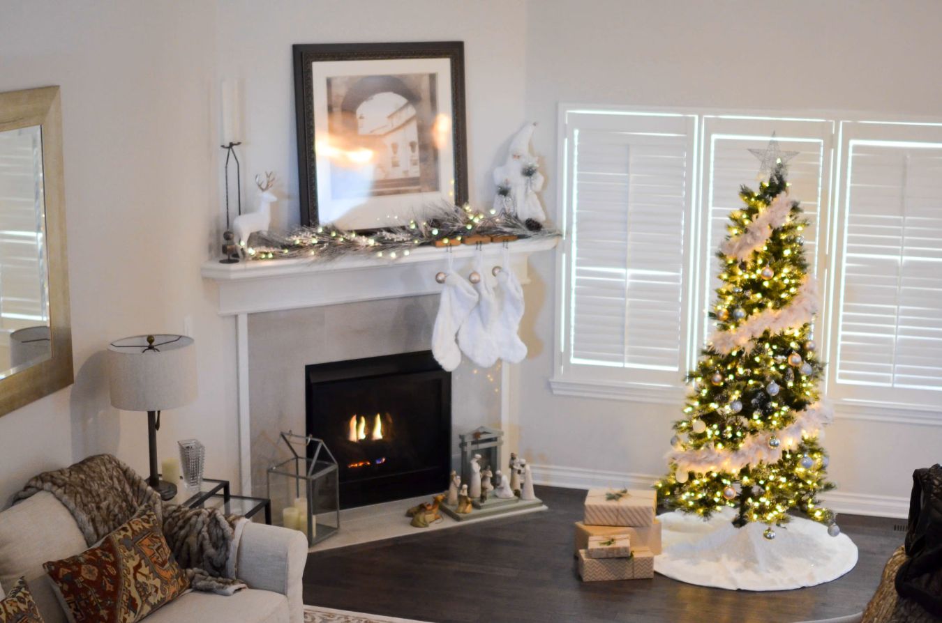 10 Apartment Christmas Decoration Ideas: The Ultimate Guide - Flyachilles