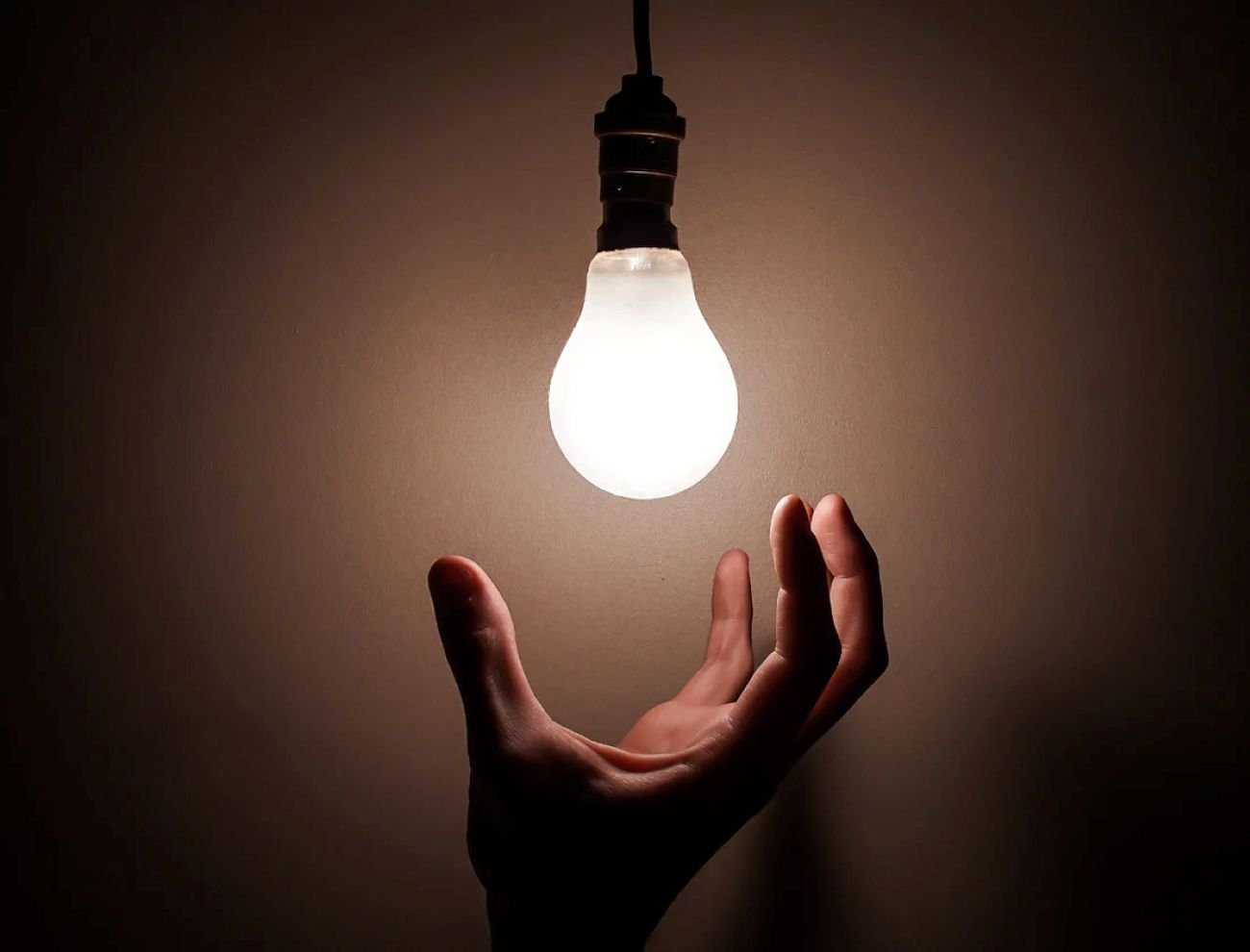 What Is Lumen in Lighting: How Many Lumens Do You Really Need - Flyachilles