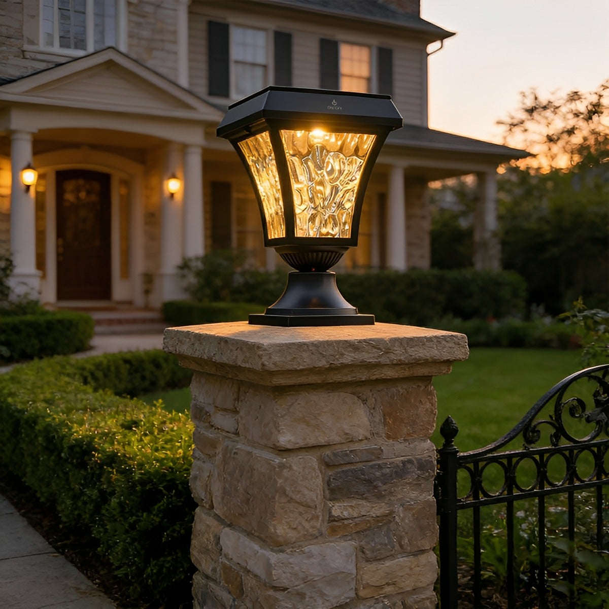 Solar Waterproof Water Wave Lampshade LED Outdoor Post Lights