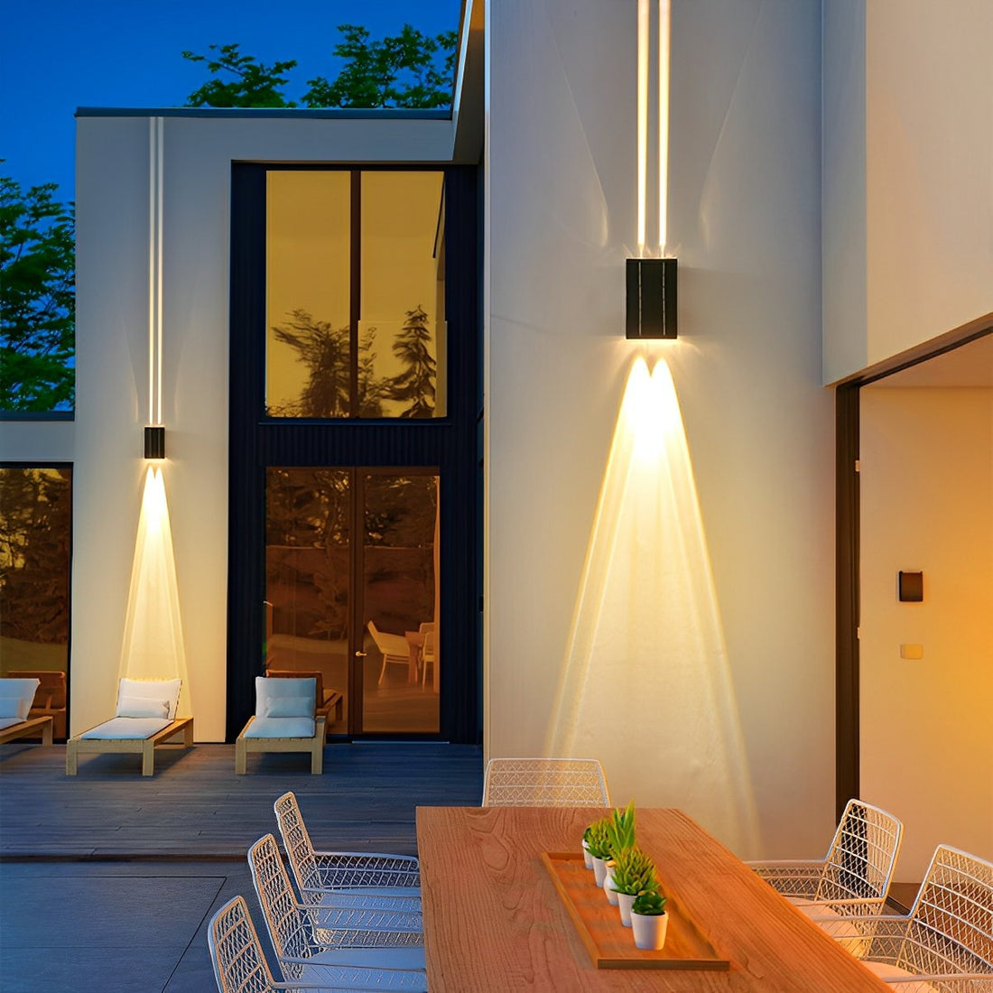 Solar Waterproof Modern Up&amp;Down LED Outdoor Wall Washer Lights