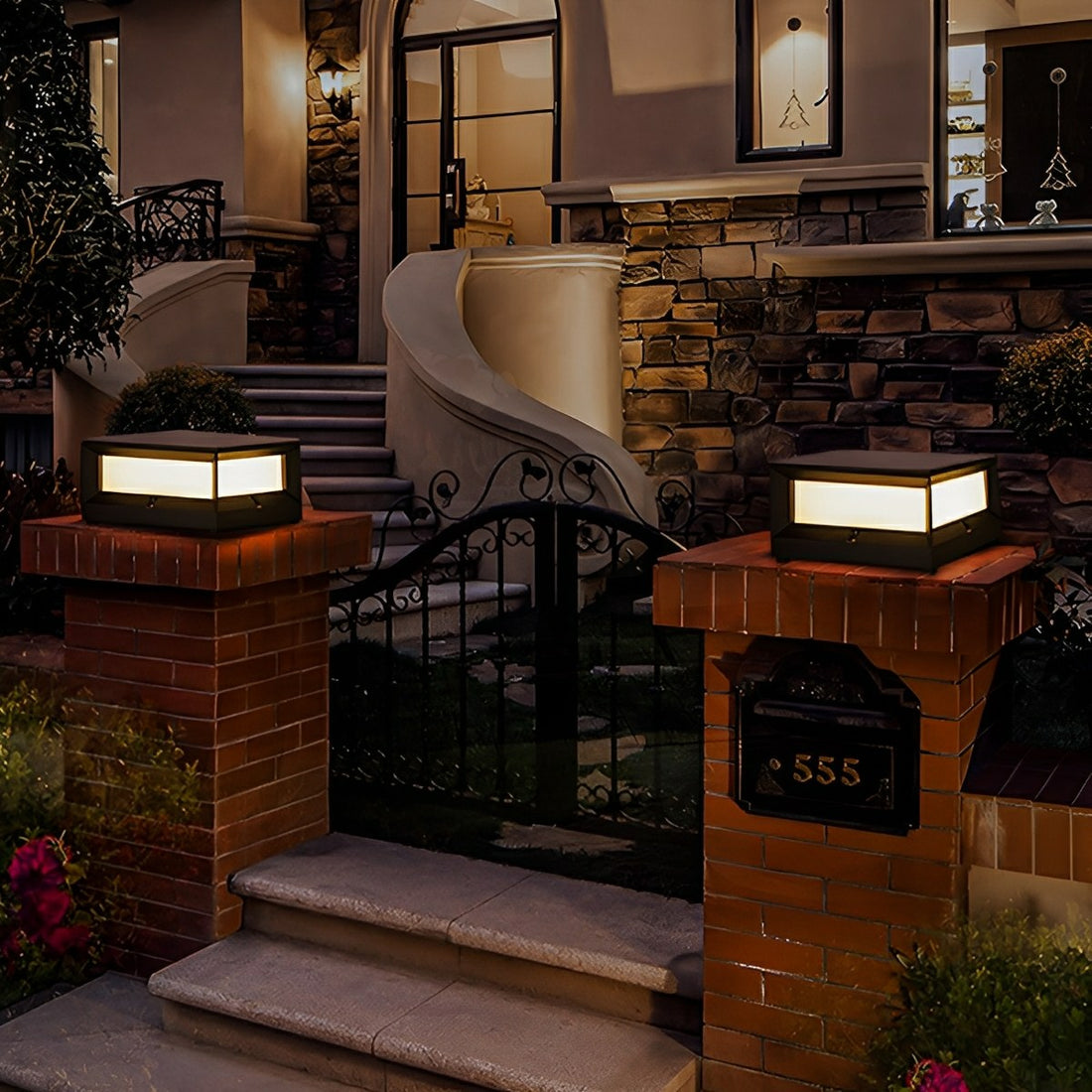 Square Waterproof Black Modern Solar Waterproof  Post Cap Lamp Light
