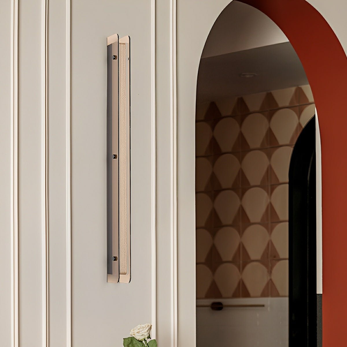 Modern Minimalist Slim Vertical LED Linear Wall Sconce - Flyachilles