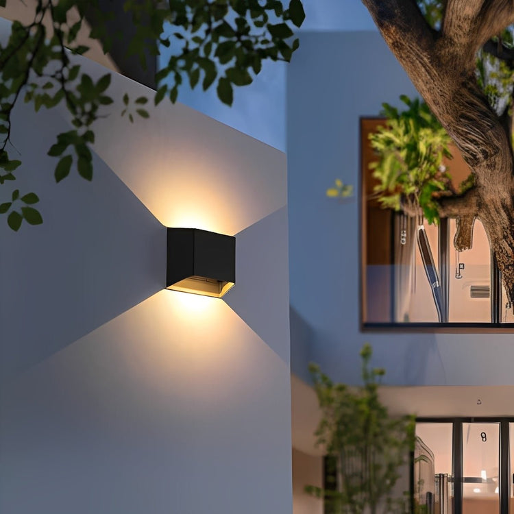 Modern Minimalist Waterproof Rectangular LED Wall Light - Flyachilles