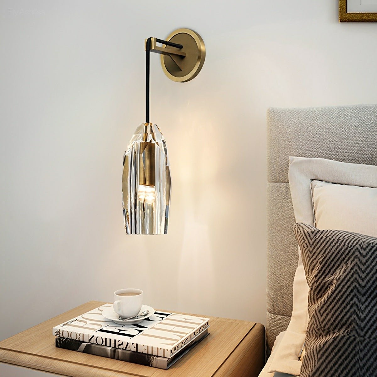 Modern Ribbed Crystal Wall Sconce - Flyachilles