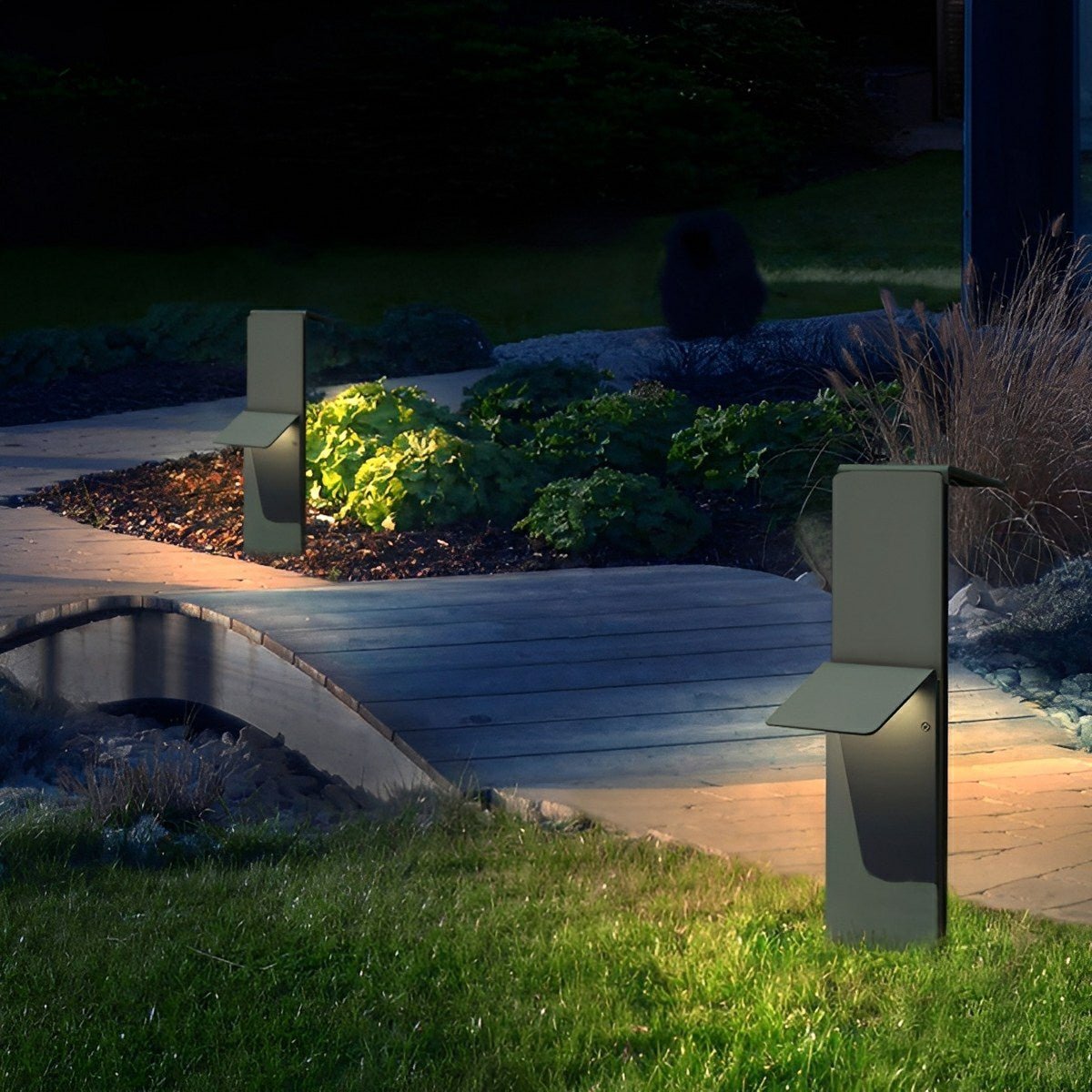Modern Waterproof LED Outdoor Landscape Pathway Lights - Flyachilles