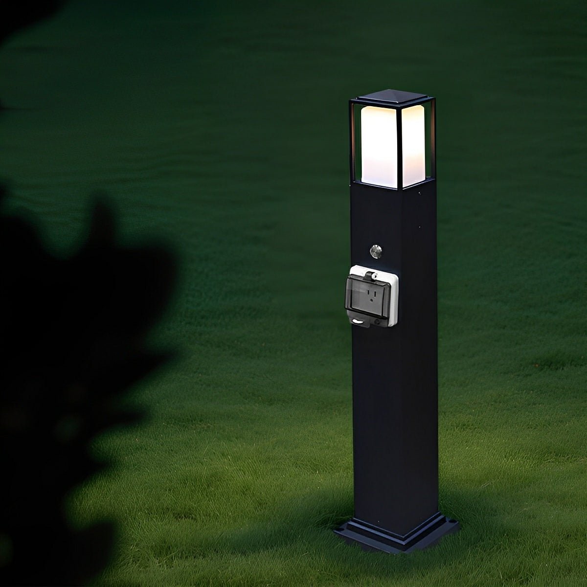 Modern Waterproof Outdoor LED Landscape Path Lights with Socket Charging Station - Flyachilles
