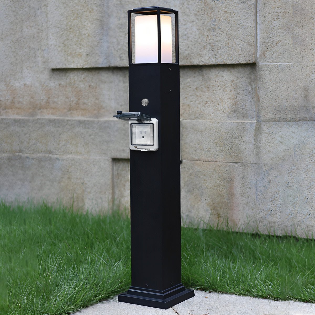 Modern Waterproof Outdoor LED Landscape Path Lights with Socket Charging Station - Flyachilles