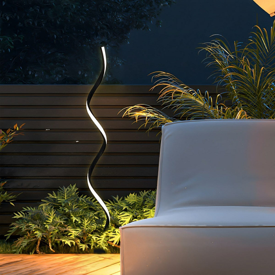 Solar Waterproof Minimalist Spiral Outdoor LED Landscape Lawn Lights - Flyachilles