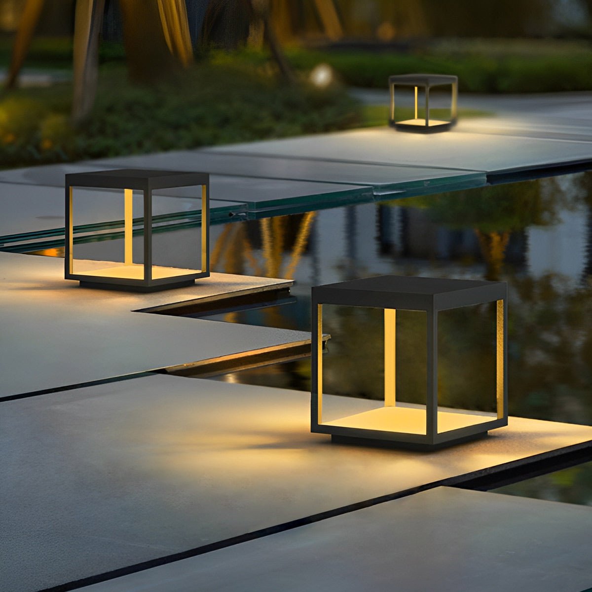Square Hollow Frame Waterproof LED Courtyard Solar Post Cap Light - Flyachilles