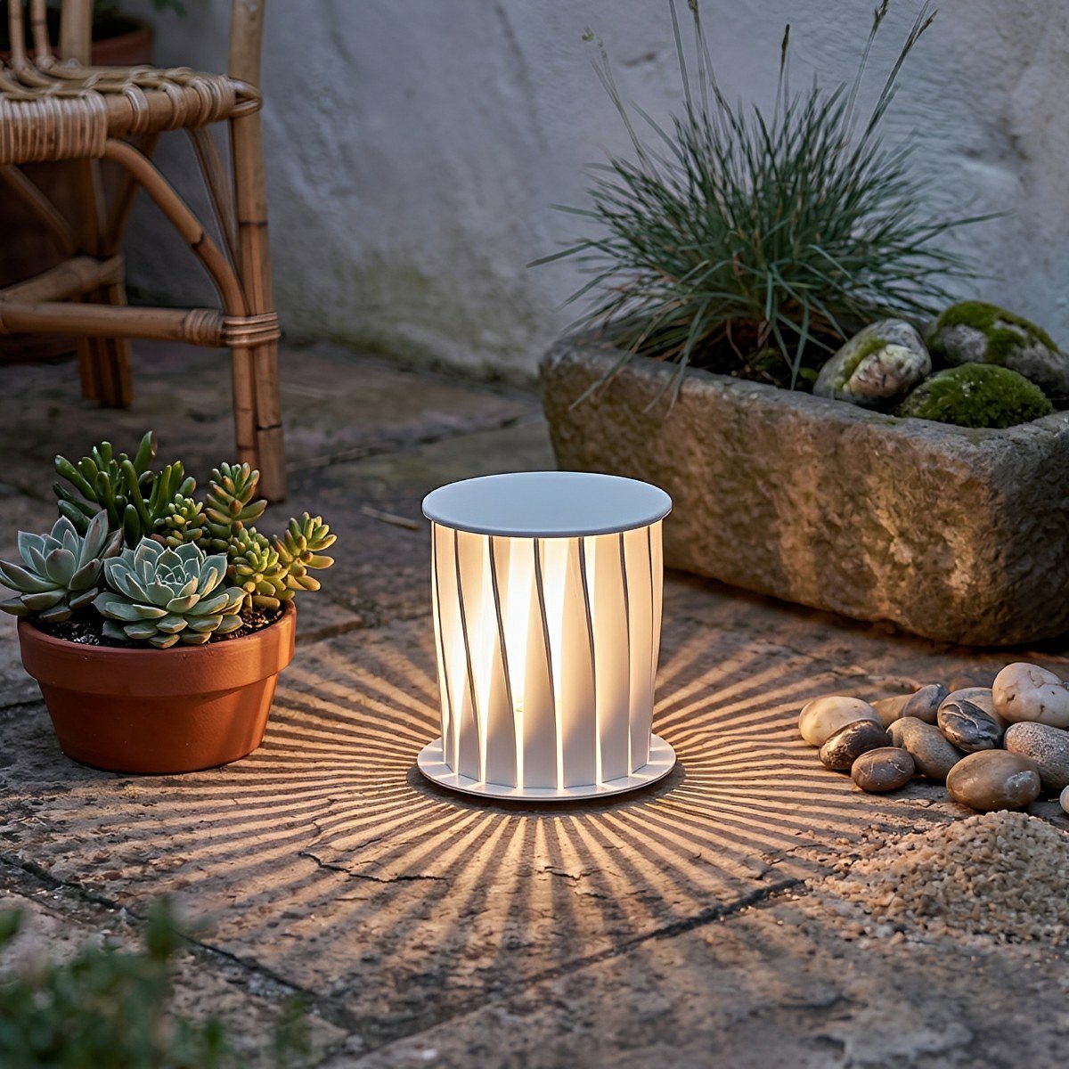 Waterproof Cylindrical Twisted Outdoor Post Light Pathway Lighting - Flyachilles