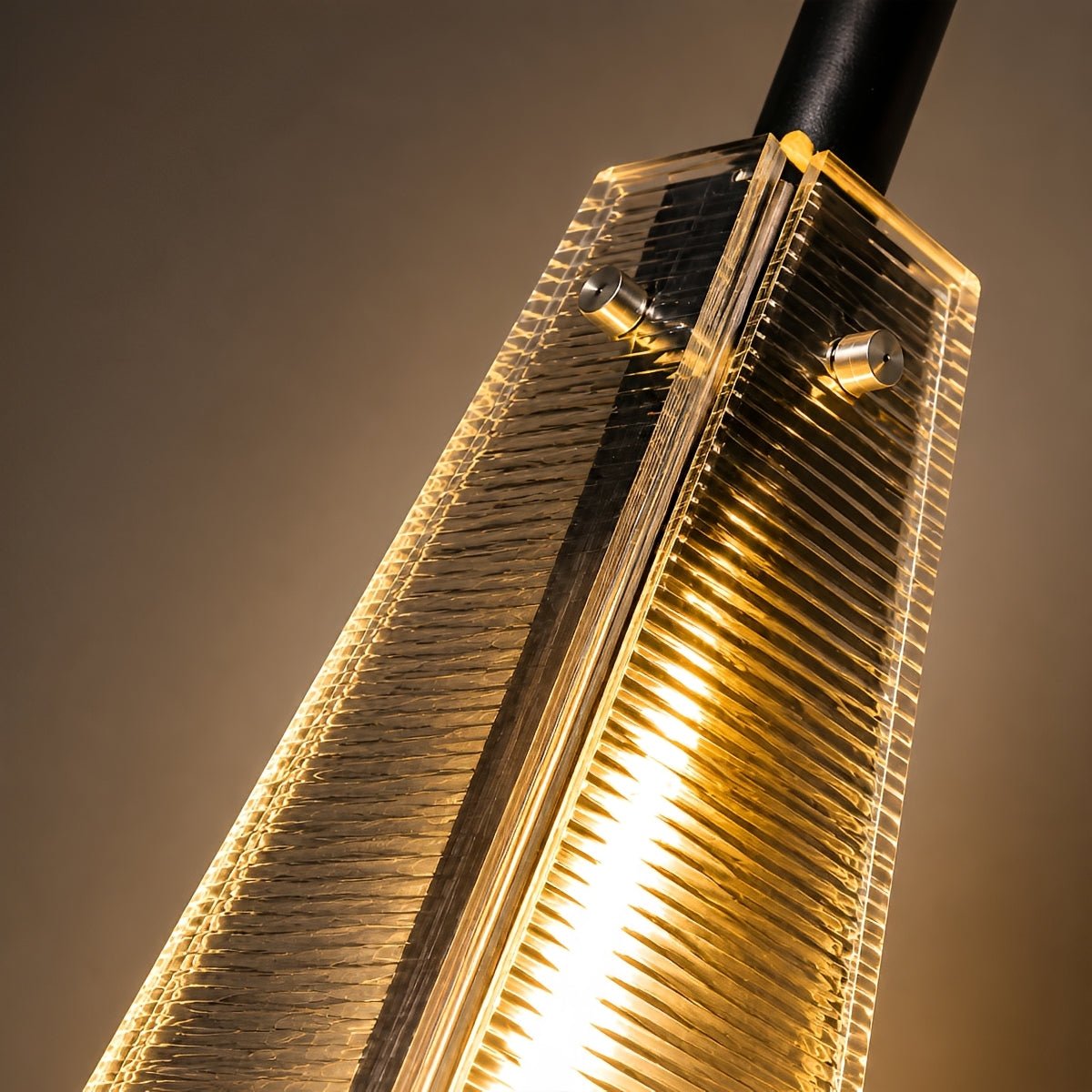 Waterproof Luxury Diamond Ribbed Glass Outdoor Wall Light - Flyachilles