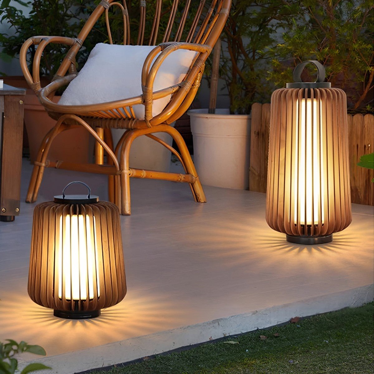 Waterproof Modern Ribbed Cylindrical LED Outdoor Floor Lamp Lantern - Flyachilles
