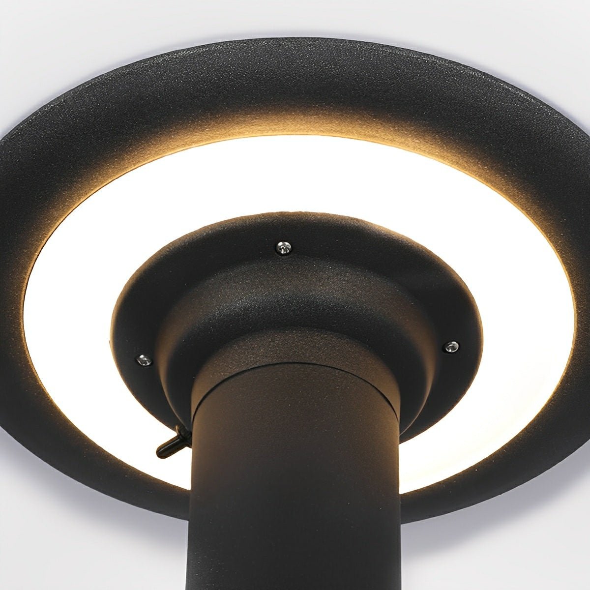 Waterproof Solar Round UFO Shaped LED Path Lights Outdoor Lawn Lights - Flyachilles